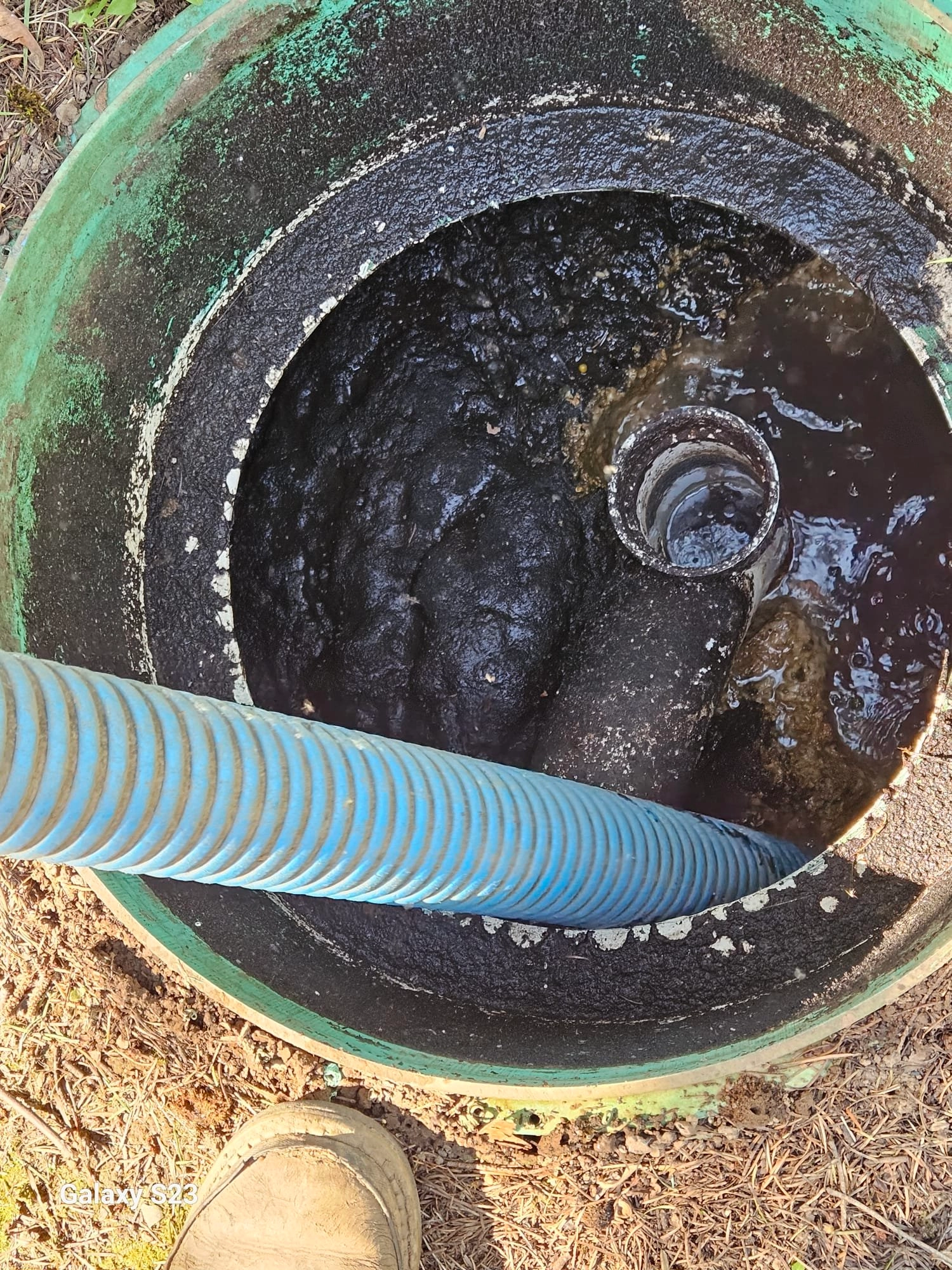 Septic Tank Cleaning - Goodman Septic Services - 1009 NE Harlow Rd, Troutdale, OR 97060 - +1 (503) 666-2280 - 45°32'49"N, 122°23'15"W